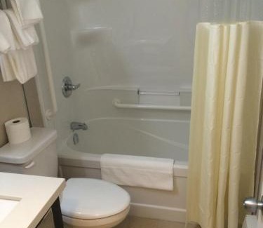 Watrous Hotel | Super 8 by Wyndham Watrous