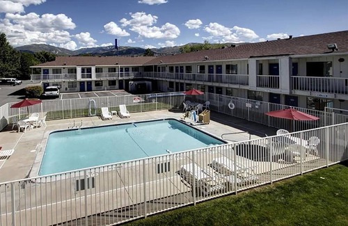 Woods Cross Hotel | Super 8 by Wyndham Woods Cross/Salt Lake City North