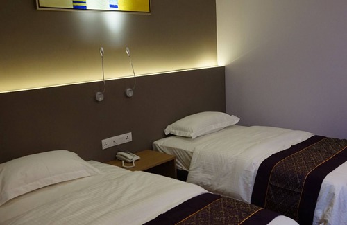 Bayan Lepas Hotel | Super 8 Hotel @ Bayan Baru