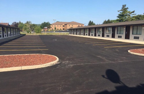 Troy Hotel | Super 9 Motel Troy