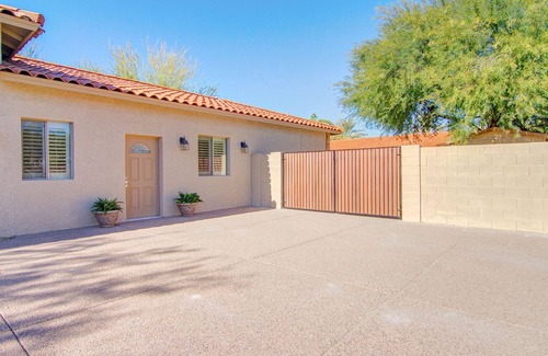 Cactus Acres House | Super Bowl Dates Currently Available !! 10 minutes from Phoenix Open & Barrett !