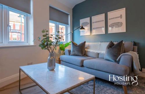 Henley Apartment | Super Central Apartment Close To River & Station