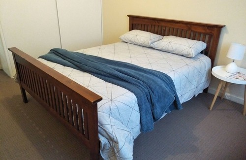 Port Lincoln House | SUPER CENTRAL LOCATION HOLIDAY HOME