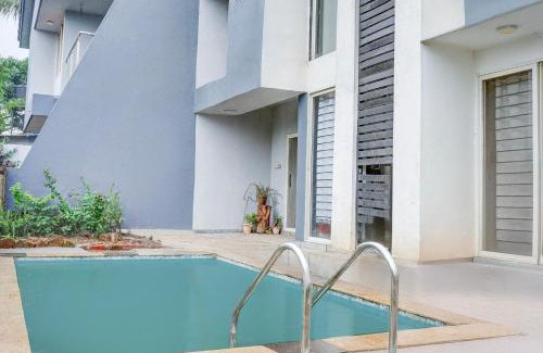 Khatri Park Housing Society Hotel | Super Collection O Khatri Park Formerly Aum Villa