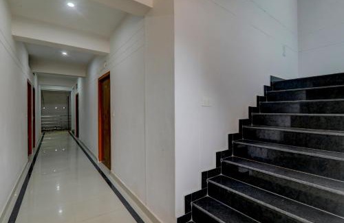 Gorakhpur Hotel | Super Collection O Paliwal's Paradise