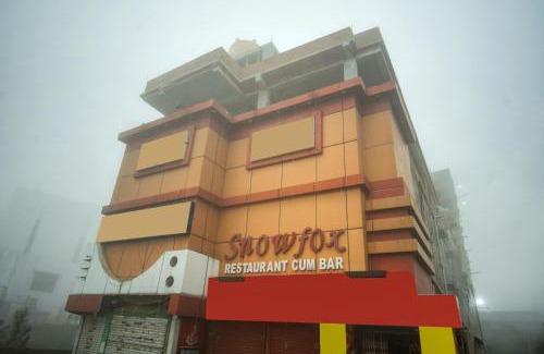 Kolkata Hotel | Super Collection O Snowfox