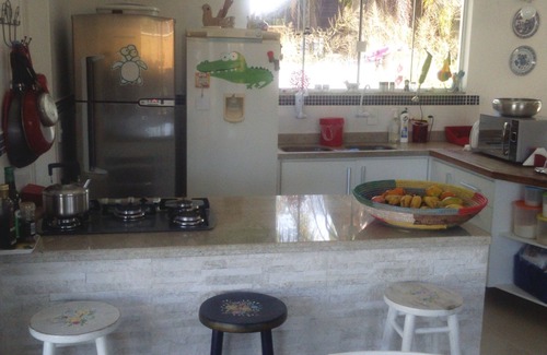 Daniela House | Super comfortable house, pool, barbecue, splits, cable tv, internet.