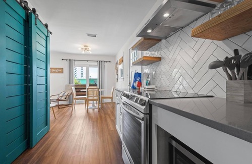Gulf Shores House | SUPER CUTE, DOG FRIENDLY, CONVENIENT TO THE BEACH!