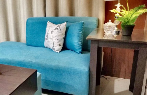 Imus Condo | Super Cute Hampton Suites In Great Location !