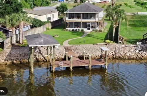 Matagorda House | Super Fishing on the river and close to ICW/Matagorda Bay