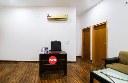 Faridabad Hotel | Super Hotel O GrooveWave Hotel