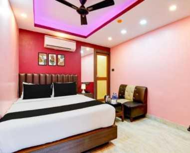 College Square Hotel | Super Hotel O Hamza International