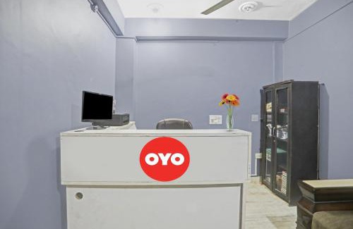 Sector 27 Hotel | Super Hotel O Metro Inn Near Worlds Of Wonder