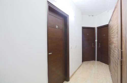 Kolkata Hotel | Super Hotel O Mominpur Guest House