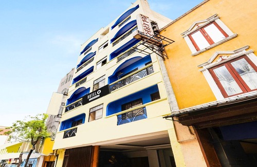 Periamet House | Super Hotel O Park Town Near Nehru Stadium