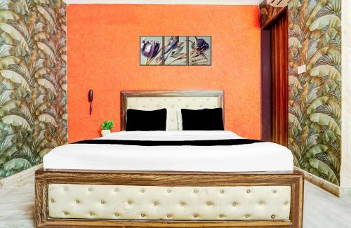 South West Hotel | Super Hotel O Uttam Nagar Near Akash Hospital