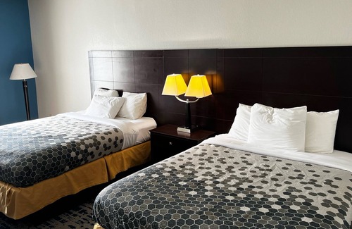 Pearl River Hotel | Super Inn and Suites Philadelphia