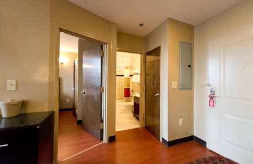 Flushing Chinatown Hotel | Super Lake Hotel