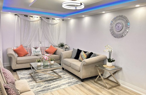 Malvern House | Super Luxury House with 3 Bedrooms, 1-1/2 Washrooms, Basement and Free Parking