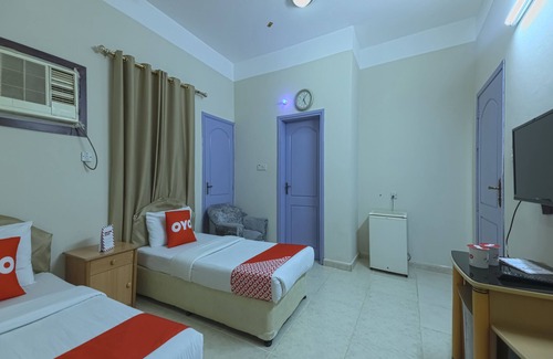 Sur Hotel | Super OYO 108 Marsa Al Masafar Hotel Apartment