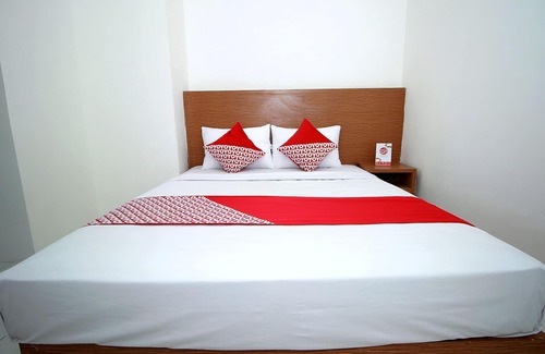 Bengkulu Hotel | Super OYO 1678 Jati Exclusive Homestay