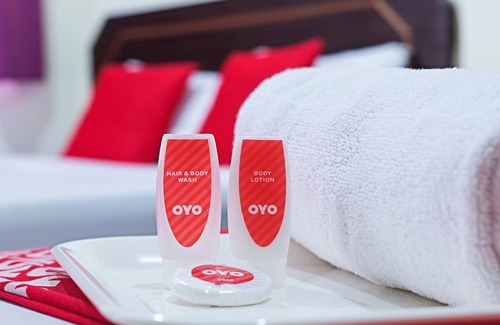 The Strand Hotel | Super OYO 326 Tc Hotel
