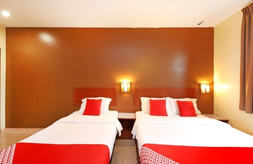 Klang Hotel | Super OYO 447 Comfort Hotel Meru