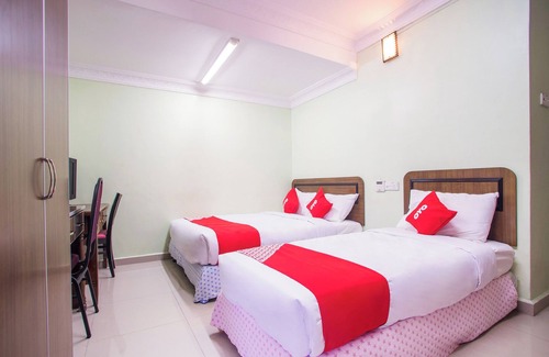 Kampung Selayang Pandang Hotel | Super OYO 89363 Casavilla Hotel