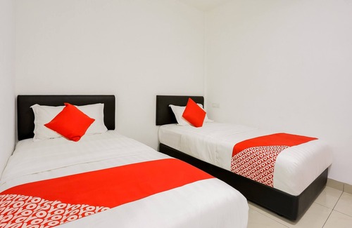 Batu Pahat Hotel | Super OYO 89495 Rich Hotel