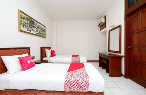 Laweyan Hotel | Super OYO Capital O 1644 Hotel Griya Kencana
