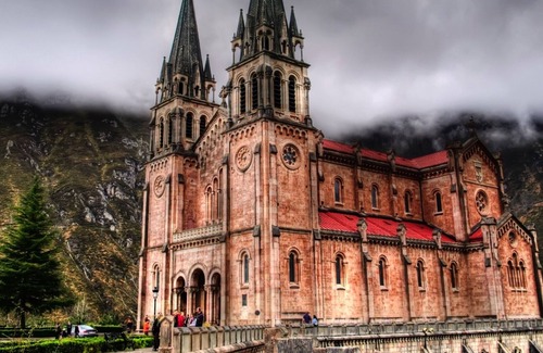 Precendi Cottage | Super Romantic apartment with Jacuzzi in the Picos de Europa.