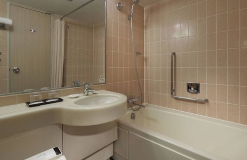 Takanawa Hotel | Super Single Club in hotel in superb Minato City