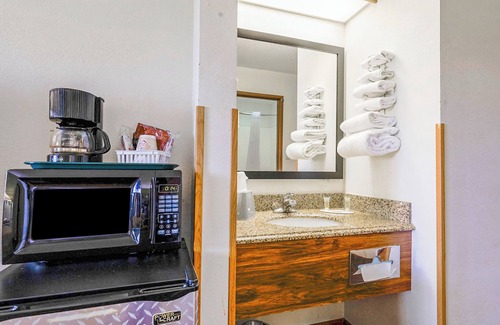Princeton Hotel | Super Sleep Inn By OYO I-80 Princeton