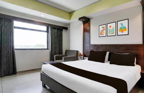 Anand Hotel | Super Townhouse Anand Formerly Hotel The Maison
