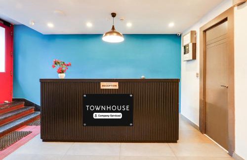 BTM 2nd Stage Hotel | Super Townhouse BTM Layout Near Madiwala Lake Formerly Q Rooms
