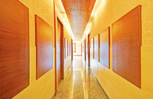 Domlur Hotel | Super Townhouse Indiranagar