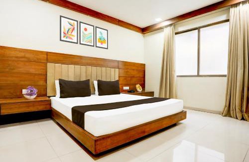 Ahmedabad Hotel | Super Townhouse Prahladnagar