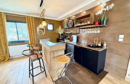 Marsillargues Villa | Superb 180m2 contemporary villa with swimming pool just 15min from the sea.