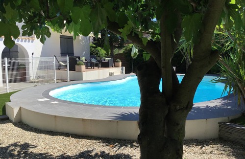 Florensac Villa | Superb air-conditioned villa with pool 10 minutes from the beaches of Agde and Marseillan