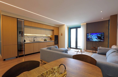 Durres Apartment | Superb apartment with Seaview