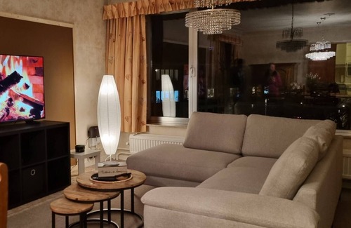 Antwerp Apartment | Superb Flat 3 Bedrooms Private Parking