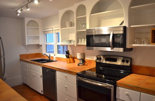 Okanagan-Similkameen House | *SUPERB LOCATION* Directly Across from Lake Okanagan!