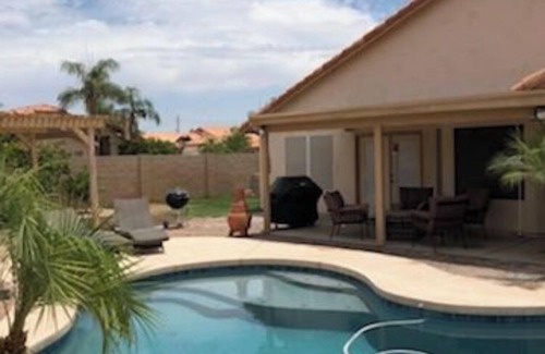 Monarch House | Superb location ! Excellent Weather! What are you waiting for?