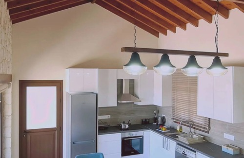 Anarita House | Superb, Luxury Stone Villa, With Private Pool and fab sea Views!