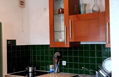 La Trinite-sur-Mer Apartment | Superb sea-view apartment facing the island of Stuhan