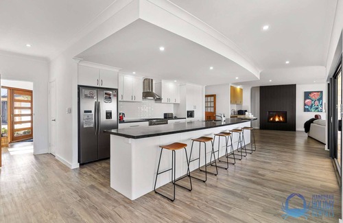 Dawesville House | Superb spacious 4BR beach front holiday home