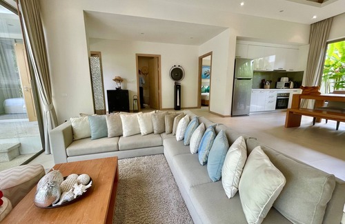 Choeng Thale Villa | SUPERB TROPICAL VILLA WITH SWIMMING POOL IN SECURE PRIVATE RESIDENCE
