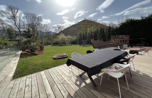 Quillan Villa | superb villa at the foot of the Pyrenees with swimming pool, large garden