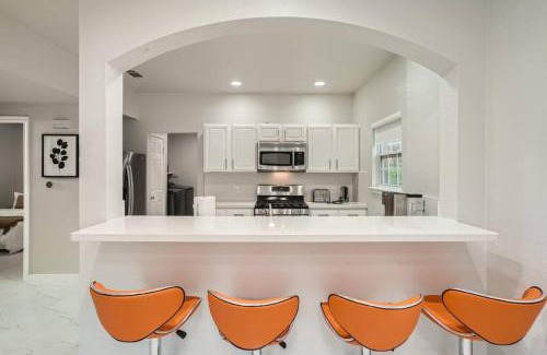 Foster Heights House | Superb White Modern Farm House