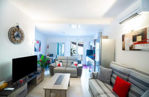 Les Halles - Valliere Apartment | Superbe appartement à 2 pas des Halles, Climatisé, terrasse, garage